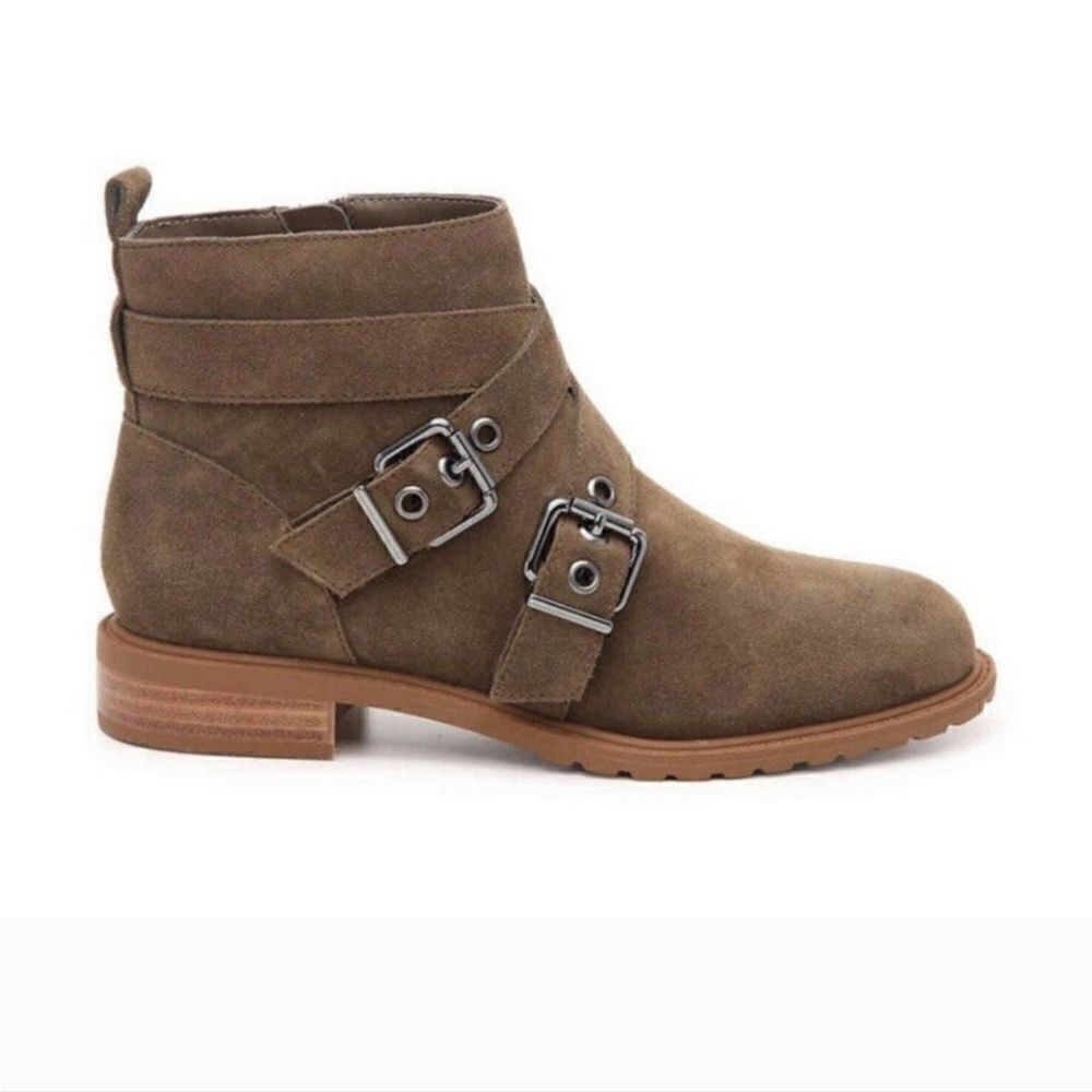 Bleeker & Bond Woman’s Kelsey Ankle Bootie Side Zip Khaki Suede Sz 6